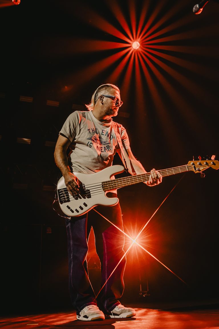 Bush performing live at AEC Theatre in Adelaide